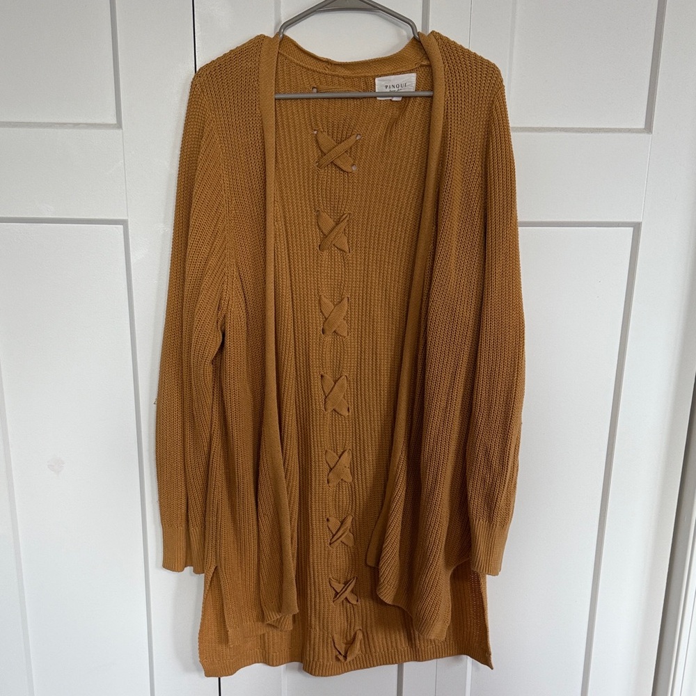 Universal Thread Women's Amber Cardigan Sweater